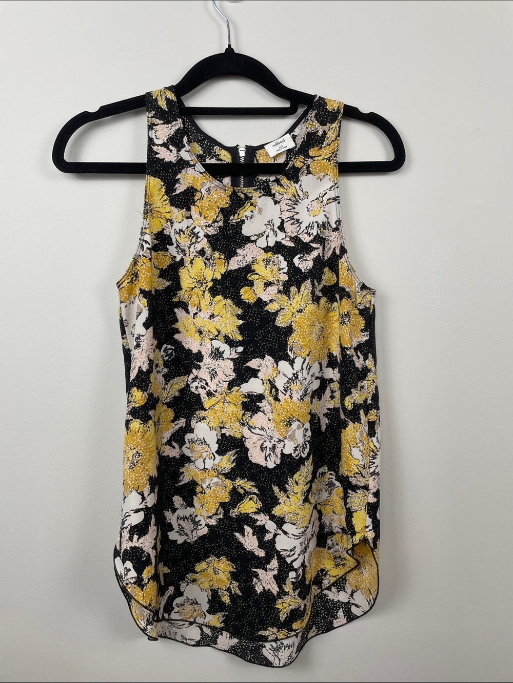 Wilfred Black Floral Sleeveless Camisole with Yellow and Pale Pink Flowers